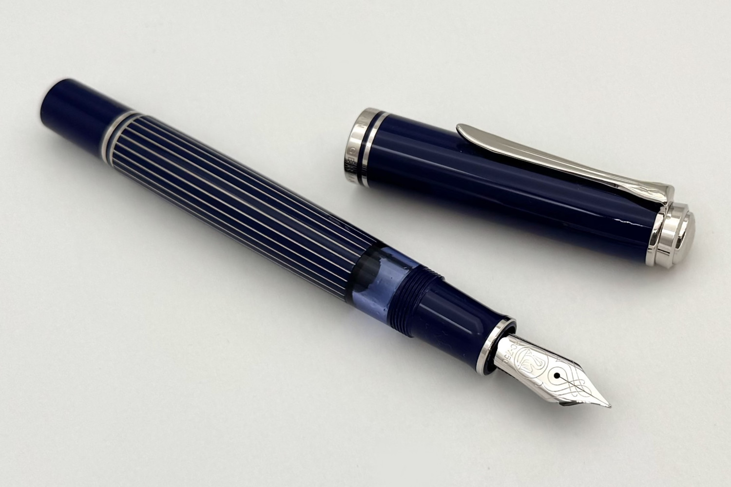 PelikanSESouveränM815MetalStripedBlueFP_B